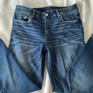 White House black market slim crop Jean